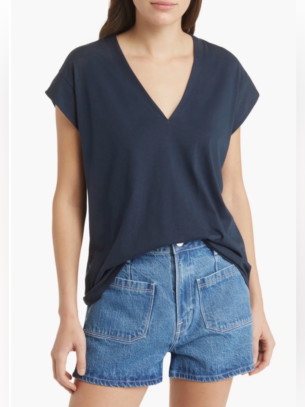 Frame Le Mid Rise V Neck T Shirt